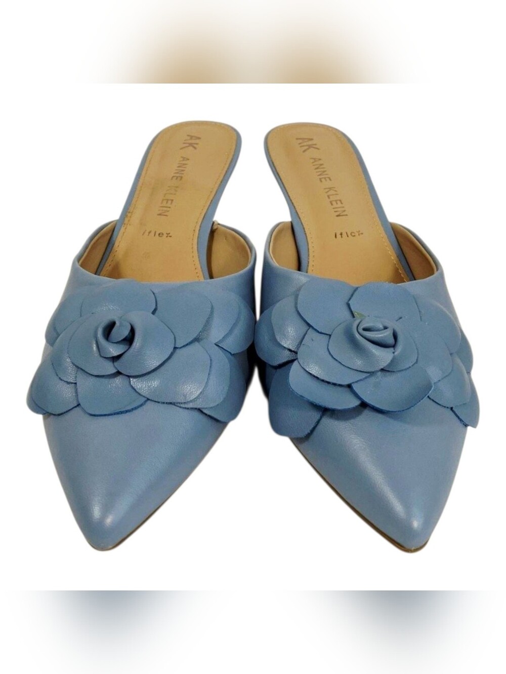 Anne Klein Powder Blue  Leather Pointed Floral Kitten Heel Mules Size 8 Lnc